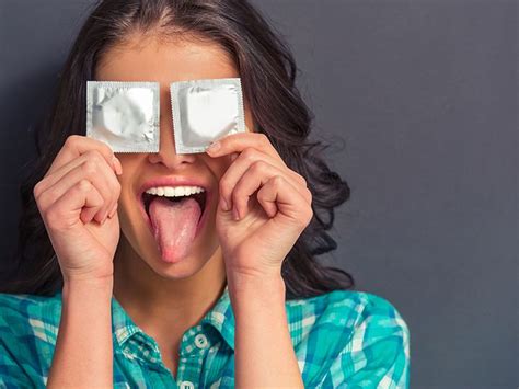 Tongue (Mouth) Condoms: What They Look Like,。